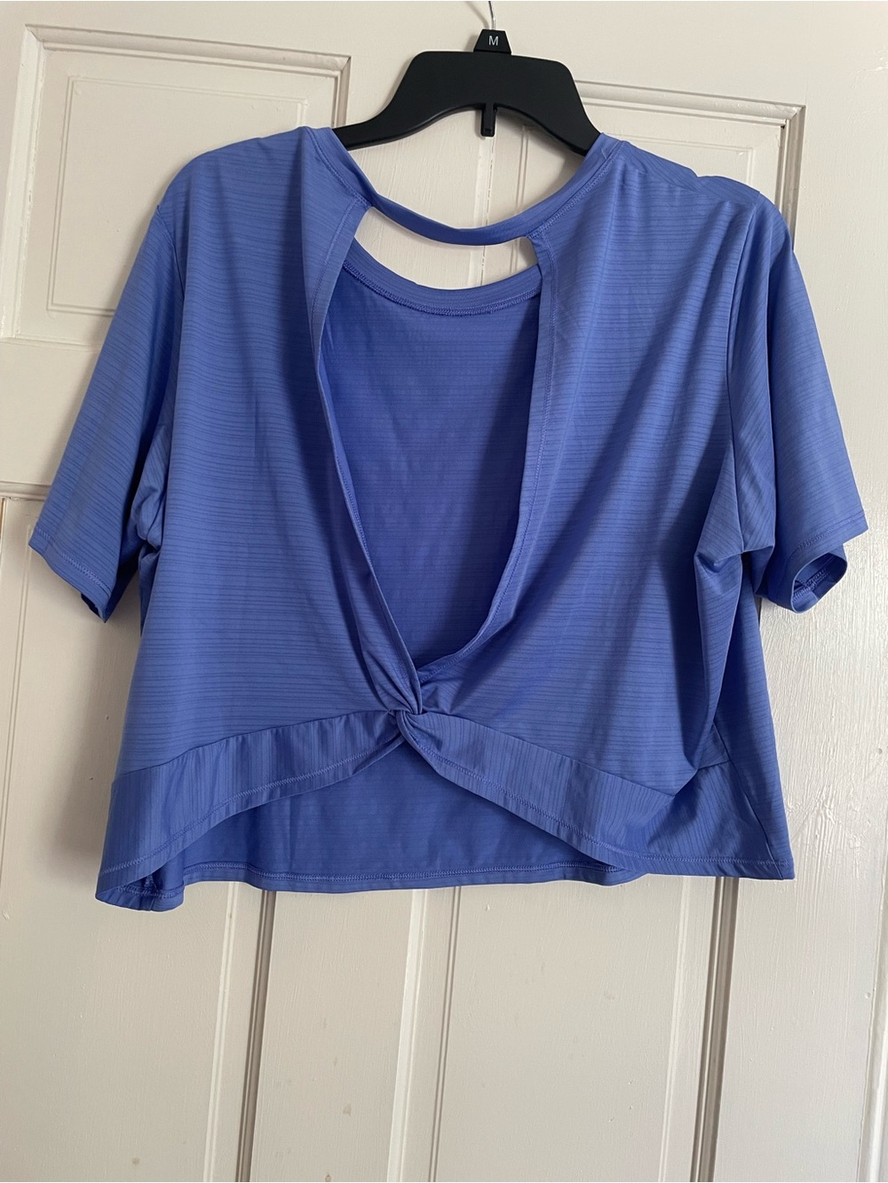 Fabletics Open back Twist Top XXL